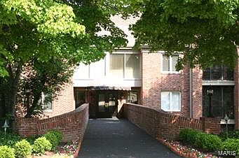 1st image of 14300 Conway Meadows Ct E APT 104