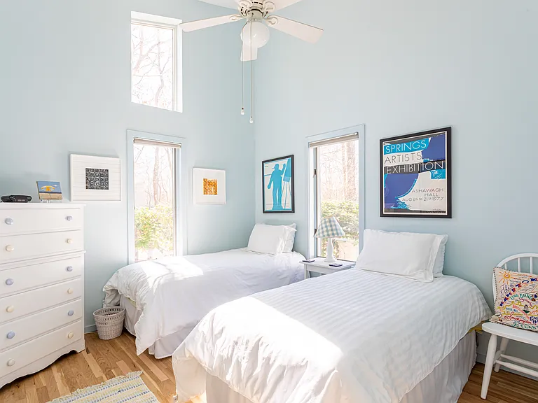 118 Sycamore Dr — Photo 10