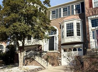 7017 Ashleigh Manor Ct, Alexandria, VA 22315