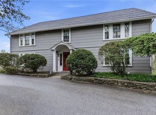 2320 Diamond Hill Rd, Woonsocket, RI 02895