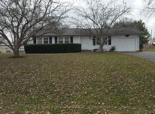 561 N Aztec Dr, Montezuma, IN 47862