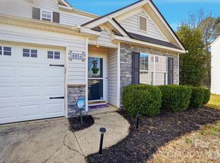 8854 Laurel Run Dr, Charlotte, NC 28269
