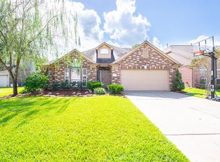 9958 Up Country Ln, Conroe, TX 77385