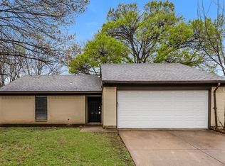 1837 Heidelberg Dr, Fort Worth, TX 76134