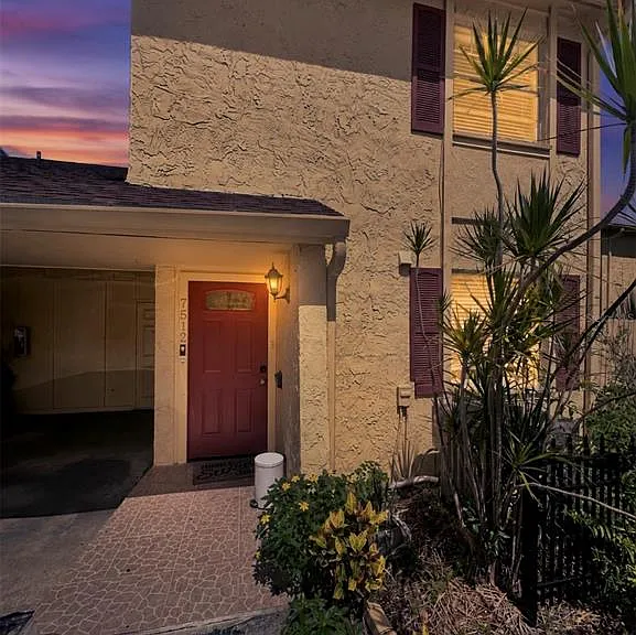 7512 Bolanos Ct #7512 — Photo 1