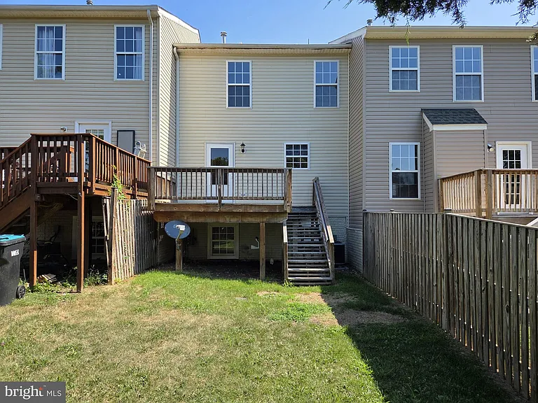 404 Pendleton Ln — Photo 28