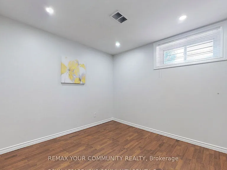 41 Shropshire Dr #BASEMENT — Photo 13