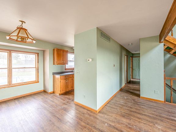 4th image of 19567 230th Ave