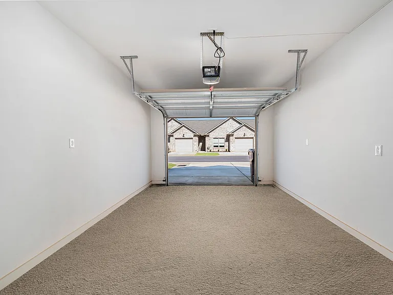 St. Andrews Luxury Apartments — Photo 19