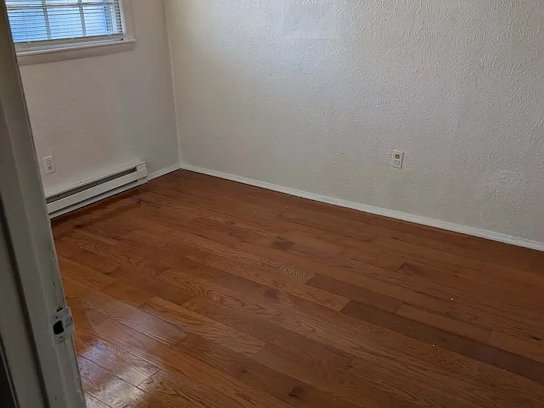 smaller bedroom