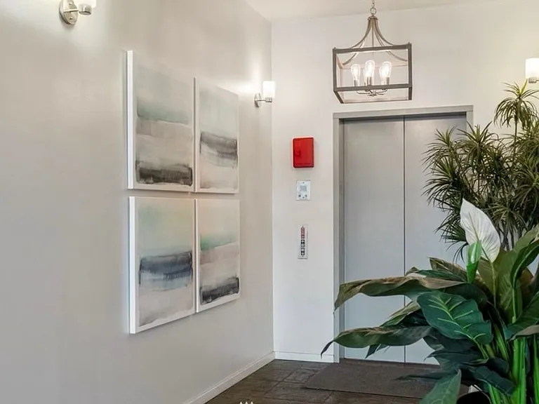 500 Elliott Ave W #404 — Photo 12