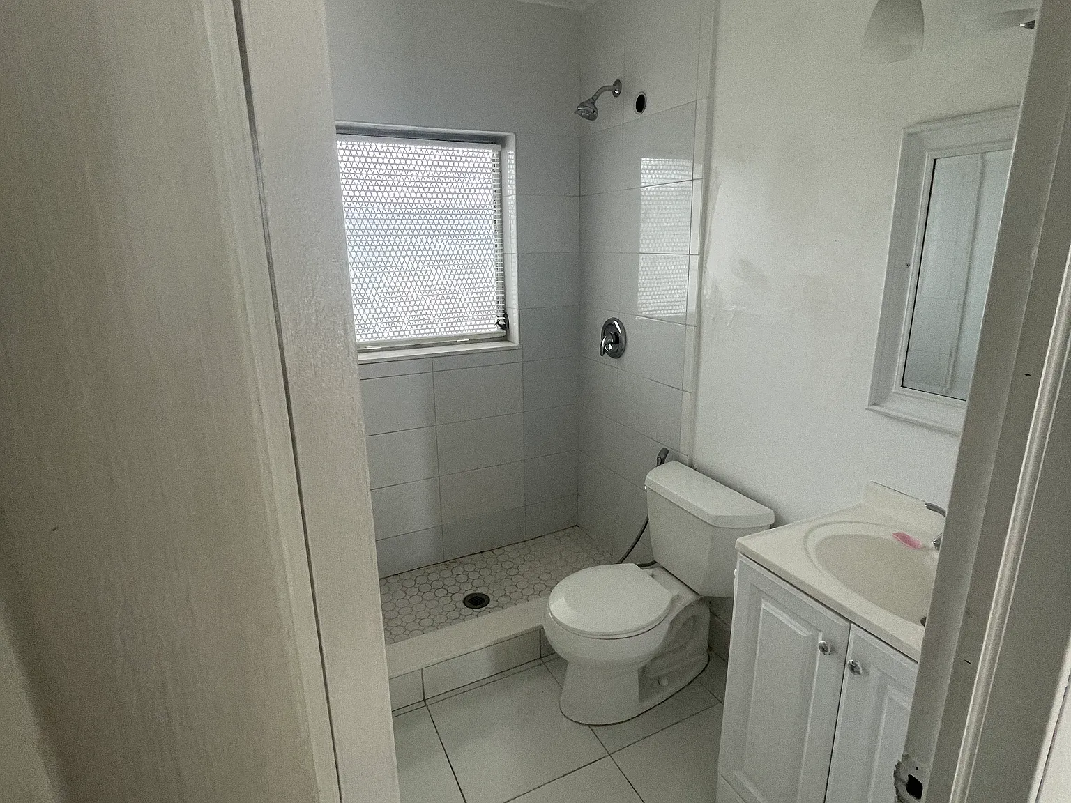 1 bed, 645 sqft, $1,650 — Photo 4