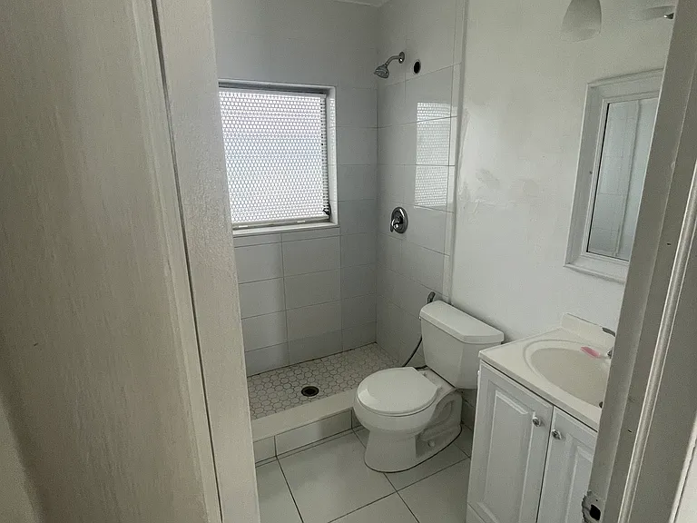 4465 W Flagler St #4 — Photo 4