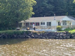 80 Middle Rd, New Baltimore, NY 12124