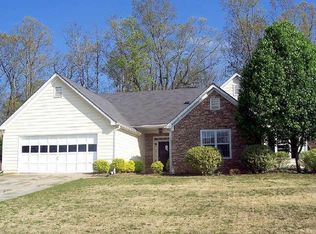 7330 Lanier Cove Ct, Cumming, GA 30041