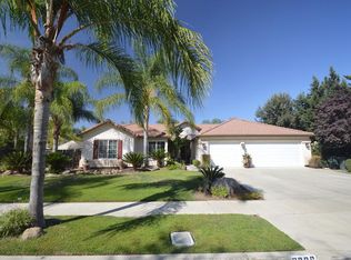 3306 W Taylor Ave, Visalia, CA 93291