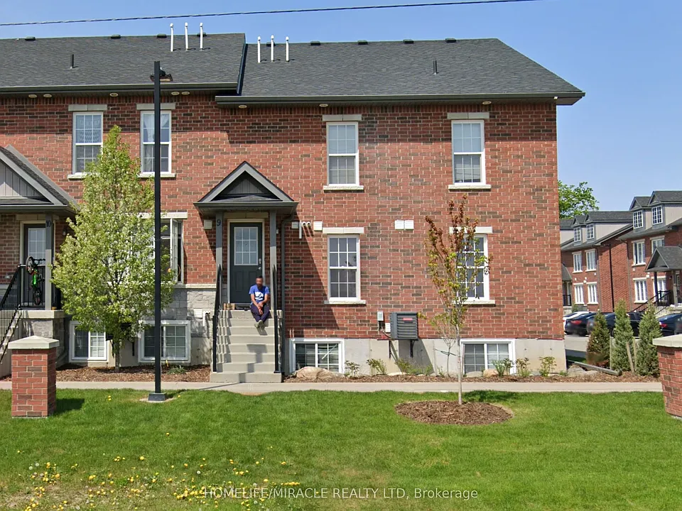 252 Penetanguishene Rd #9