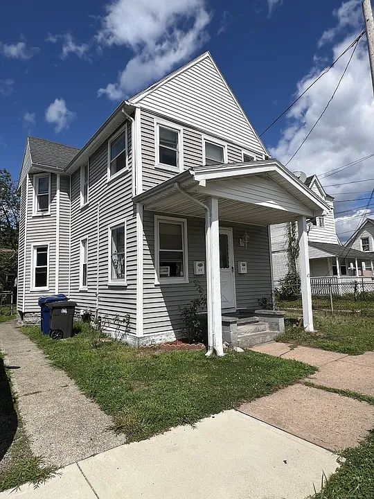 1st image of 47 1/2 Park St #H