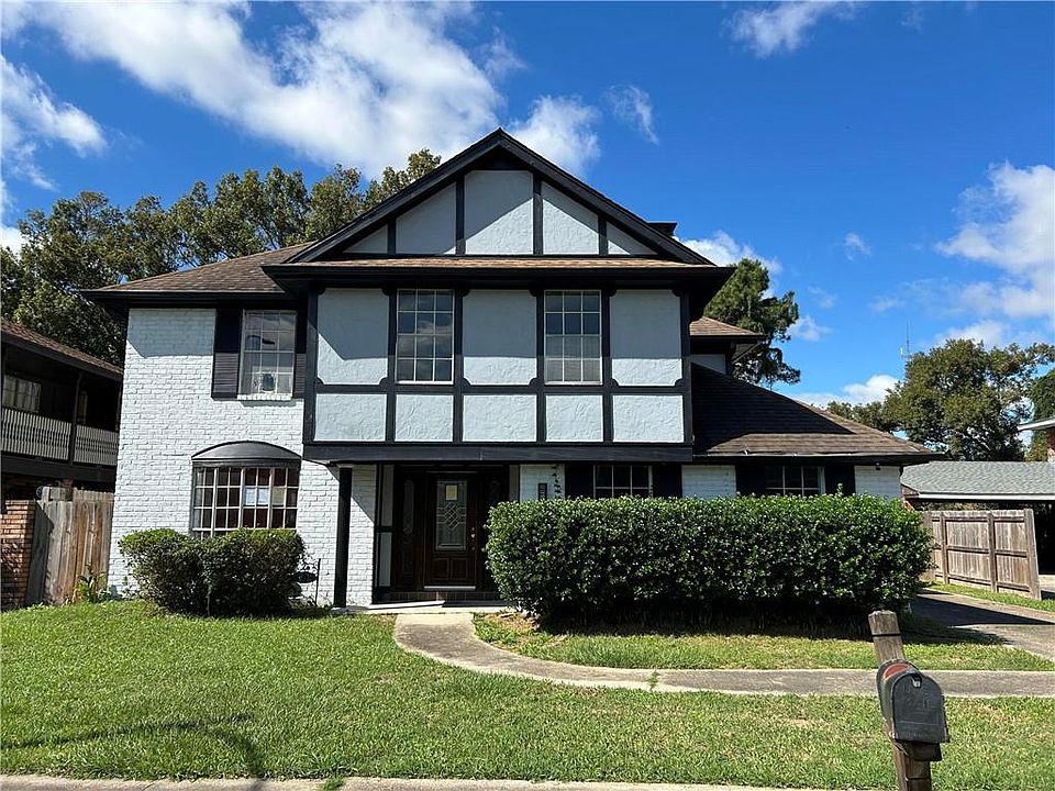 1st image of 61 Grand Canyon Dr