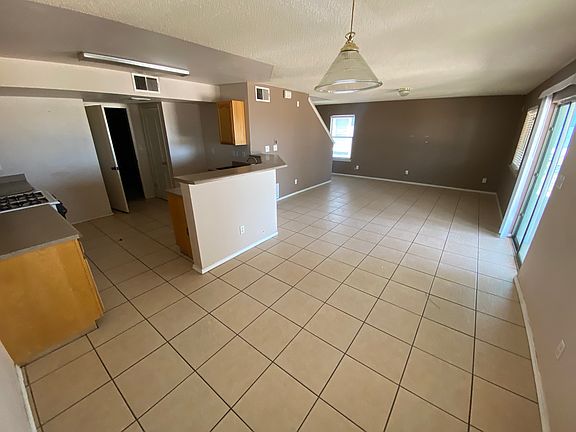 3rd image of 3968 Tierra Venado Dr