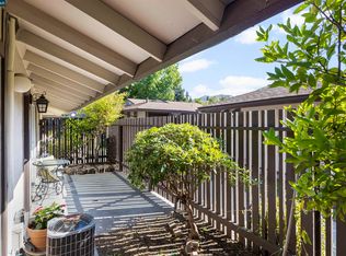 5473 Roundtree Pl APT A, Concord, CA 94521