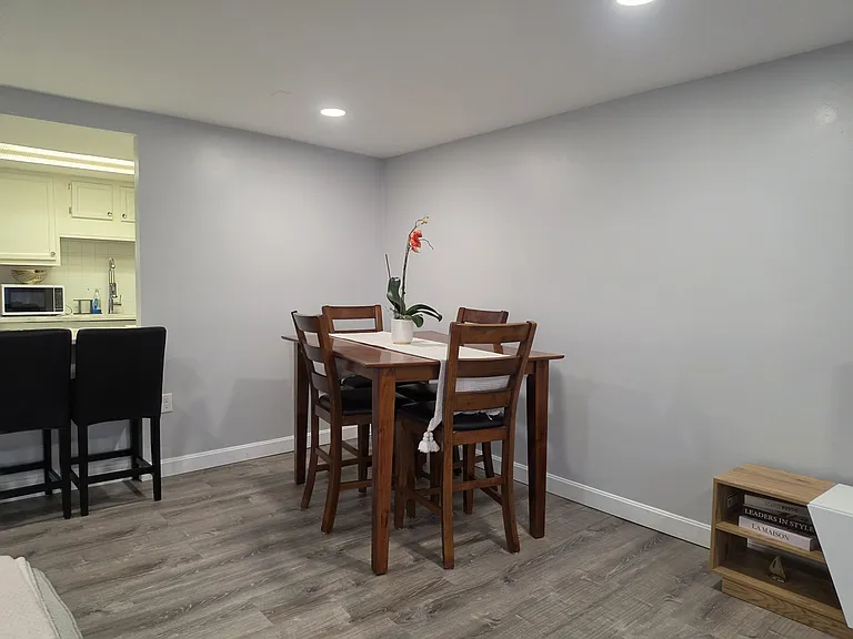 688 Boston Post Rd E #102 — Photo 6