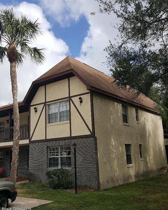 1st image of 2993 Sir Hamilton Cir #12