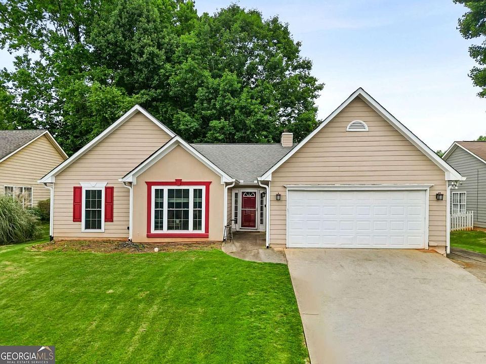 1st image of 255 Paris Dr