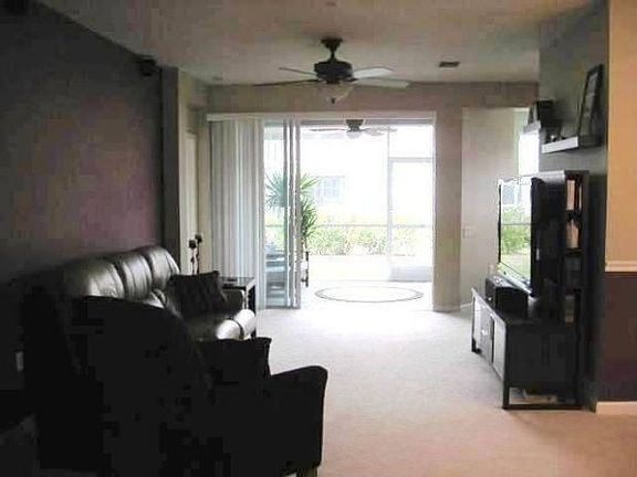 4th image of 2129 Kings Palace Dr