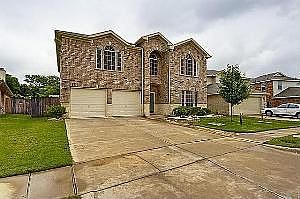 2nd image of 913 Deedee Creek Dr