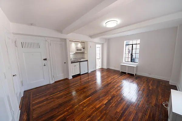 Rented by Nest Seekers International | media 2