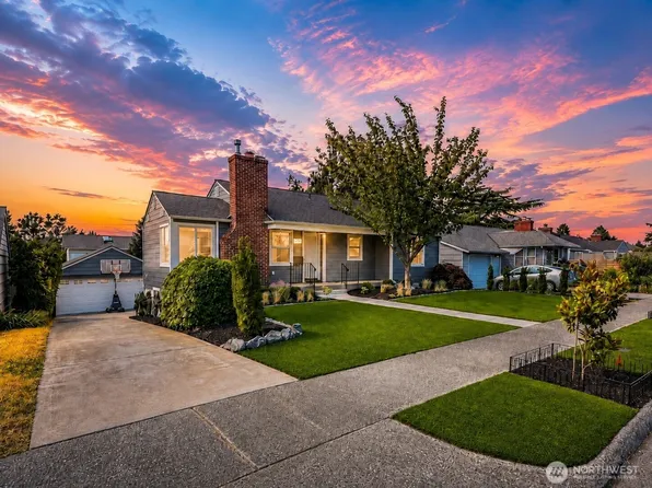 5717 59th Avenue NE, Seattle, WA 98105