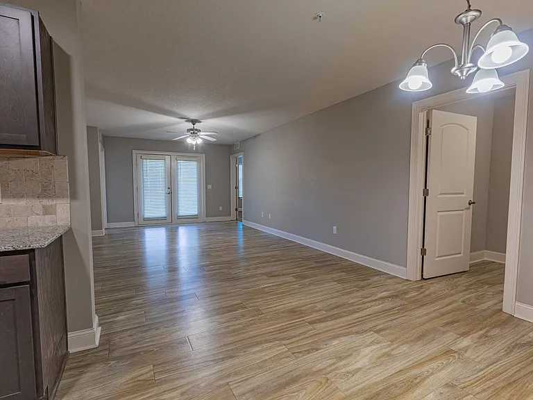 Parkside Grand — Photo 14