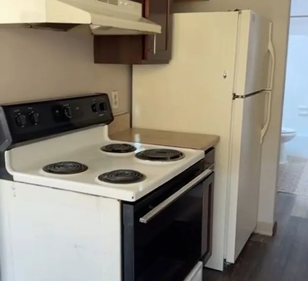 1445 Minnehaha Ave E #6 — Photo 1