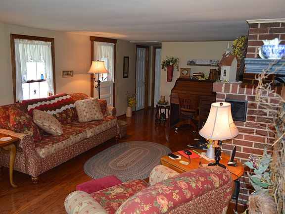 4th image of 2220 Knobley Road