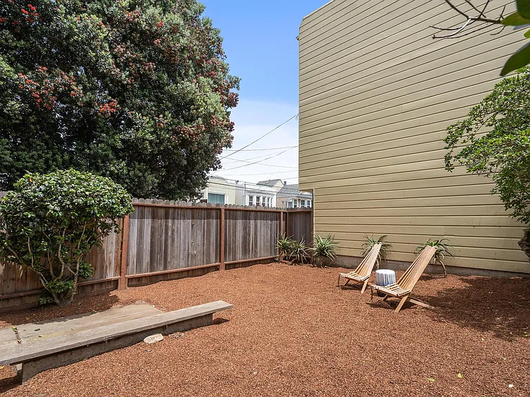 196 Jules Ave — Photo 40