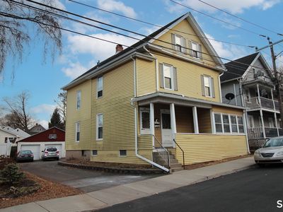 221 Grove Street, Meriden, CT, 06451