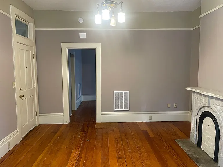 1301 G St — Photo 3