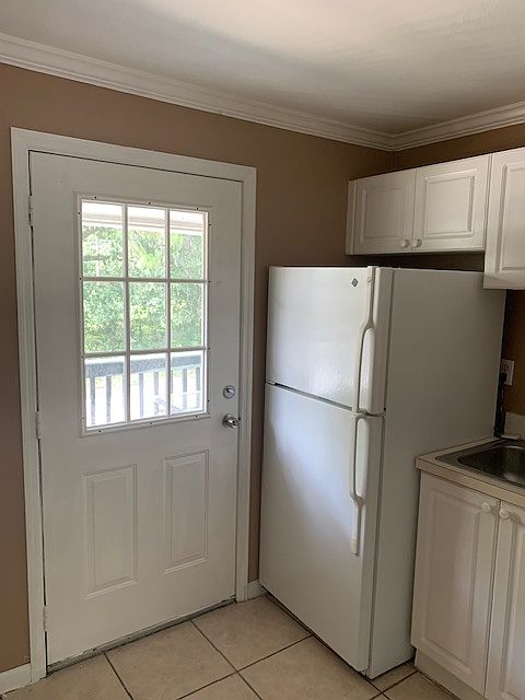 1st image of 204 Poinsettia Pine Ct APT 202