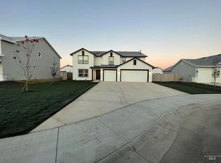 553 Limerick Ct, Middleton, ID 83644