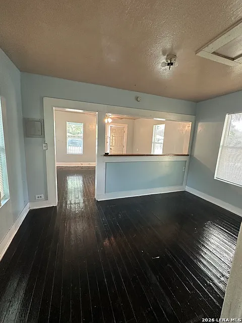 1 bed, 1.0 bath, 700 sqft, $1,100 — Photo 4