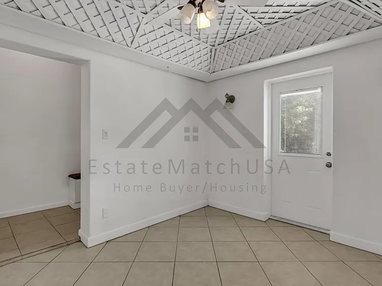 1512 Stevensons Dr — Photo 22