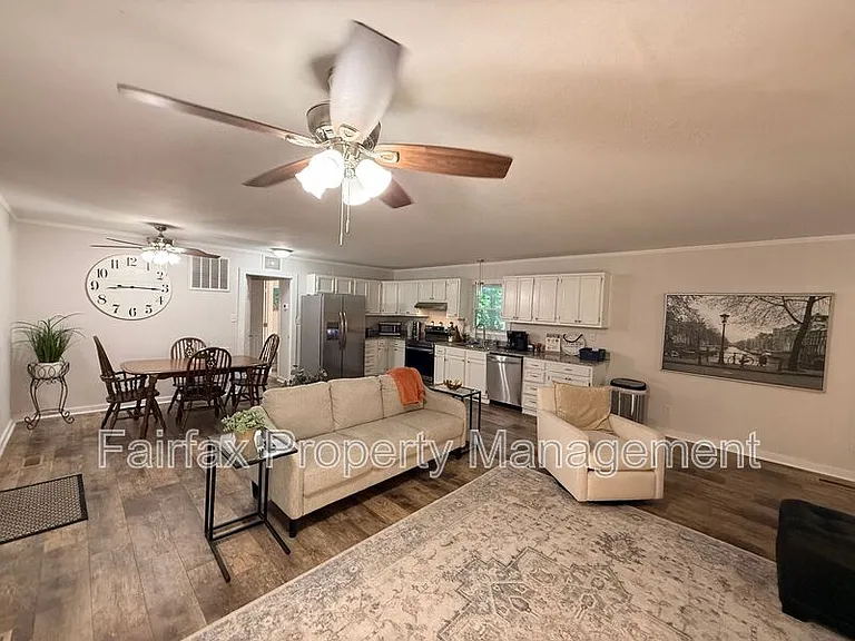 6906 Baywood Dr — Photo 5