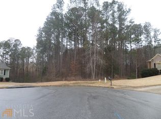 1066 Silver Thorne Dr, Loganville, GA 30052