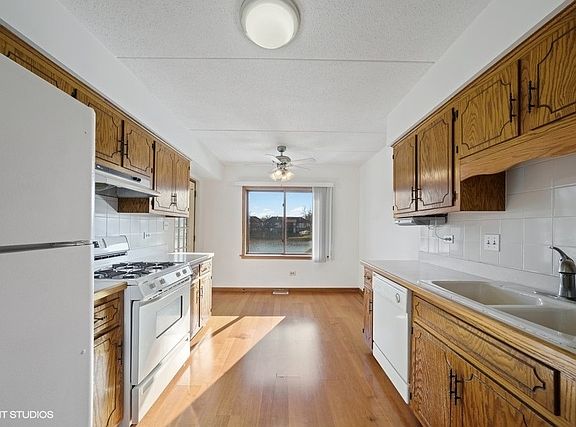 3rd image of 15508 Orlan Brook Dr #254