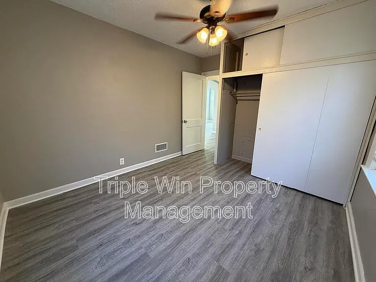 3915 Itaska St — Photo 15