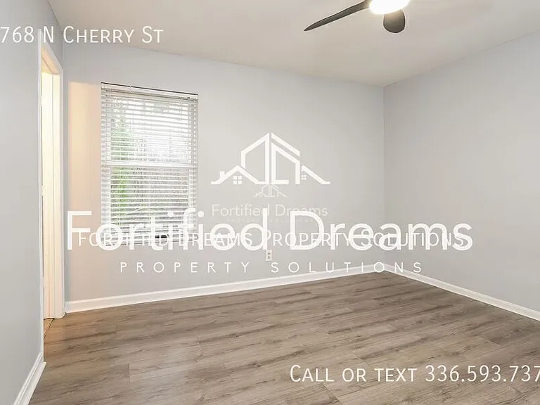 4768 N Cherry St — Photo 12
