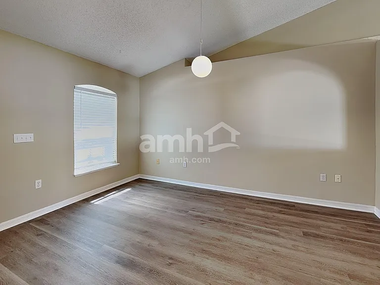 147 Timbercreek Pines Cir — Photo 7