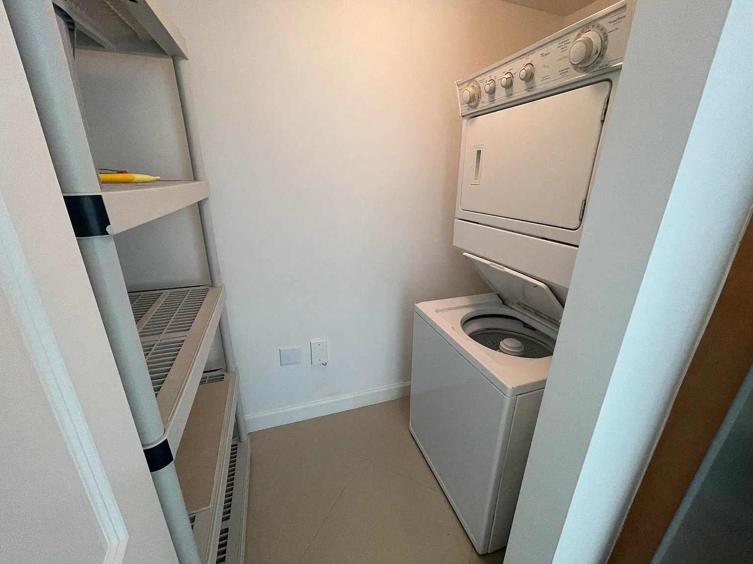 Duo Condominium — Photo 4