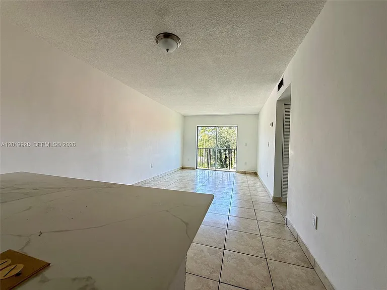 1530 SW 2nd St #304 — Photo 6